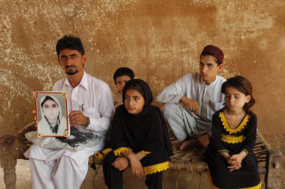 Mamana Bibi’s son Rafi qul Rehman (left) and his children Safdar (back), Nabeela, Zubair and Asma. They have yet to receive any acknowledgement that a US drone strike killed her, let alone justice or compensation for her death.