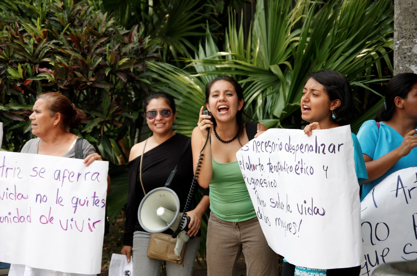Photograph taken outside the Constitutional Chamber of El Salvador's Supreme Court of Justice as a decision was being made about a pregnant woman, Beatriz and her appeal for access to a therapeutic abortion (2013).